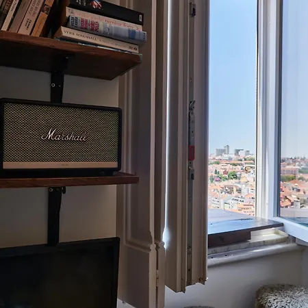 The Hilltop Nest Lissabon