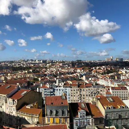 דירה The Hilltop Nest *